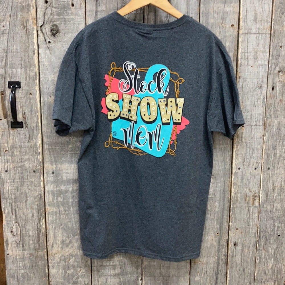 Girlie girl graphic tee